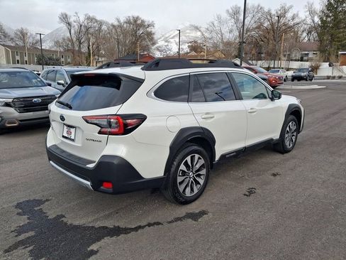 Certified 2025 Subaru Outback Limited image 3