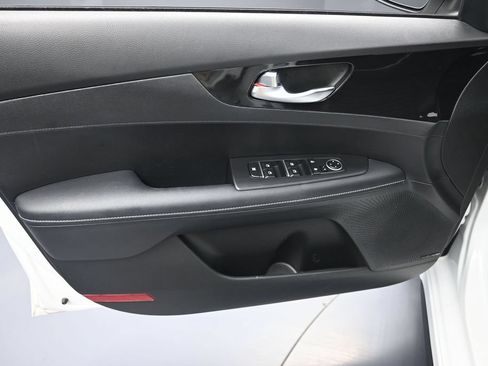 Certified 2024 Kia Forte GT-Line w/ GT-Line Premium Package FWD image 9