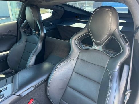 Used 2016 Chevrolet Corvette Z06 w/ 3LZ Preferred Equipment Group RWD image 22