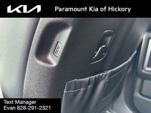 Used 2022 Kia Telluride LX image 20