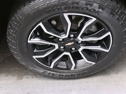 Used 2023 Chevrolet TrailBlazer ACTIV w/ Sun and Liftgate Package AWD/4WD image 29