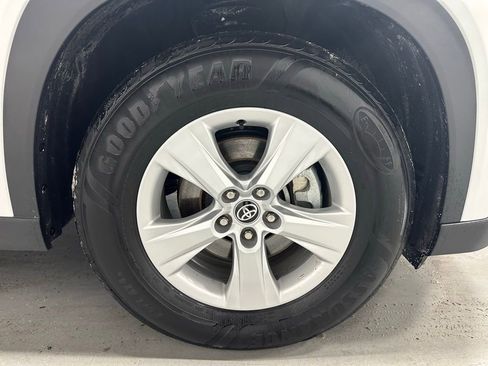 Used 2025 Toyota Grand Highlander AWD image 69
