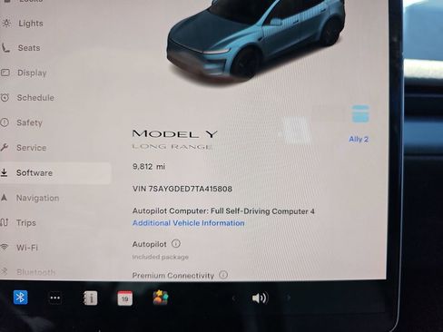 Used 2026 Tesla Model Y Premium image 23