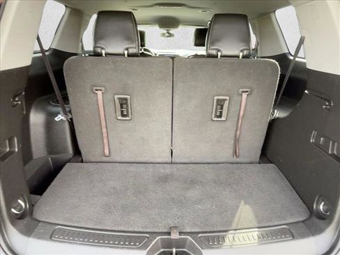 Used 2018 GMC Acadia SLT image 6