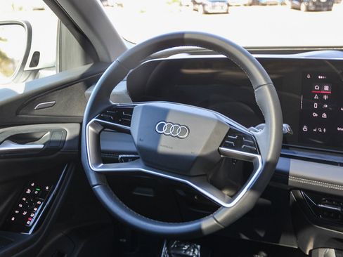 Certified 2025 Audi Q6 e-tron Premium Plus w/ Premium Plus image 17