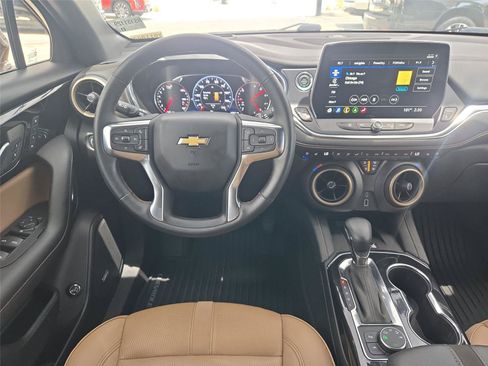 Used 2024 Chevrolet Blazer Premier w/ Enhanced Convenience Package AWD/4WD image 12