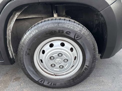 Used 2023 RAM ProMaster 2500 image 3