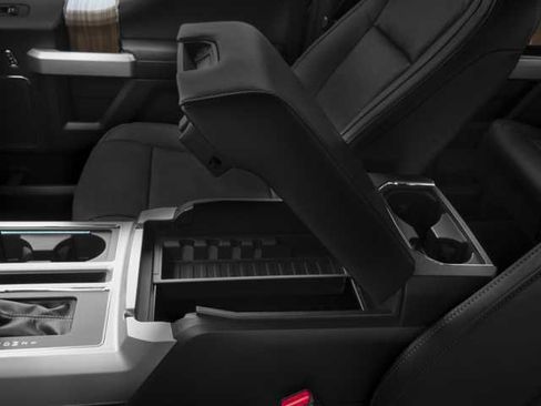 Used 2017 Ford F150 Lariat w/ Equipment Group 502A Luxury RWD image 10