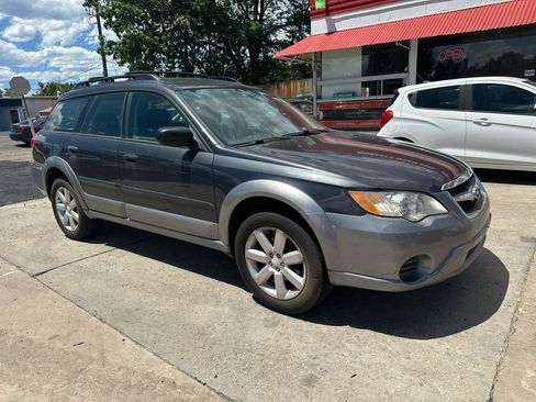 Used 2009 Subaru Outback 2.5i AWD/4WD image 3