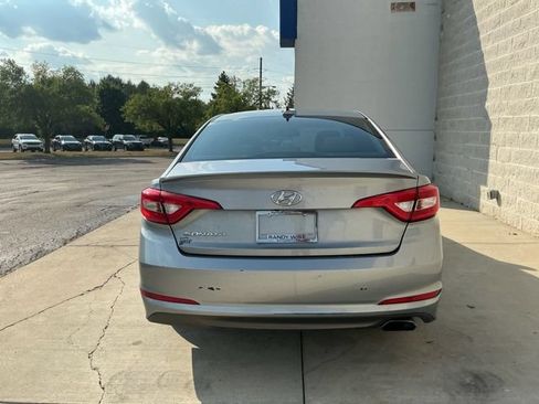 Used 2016 Hyundai Sonata SE FWD image 9