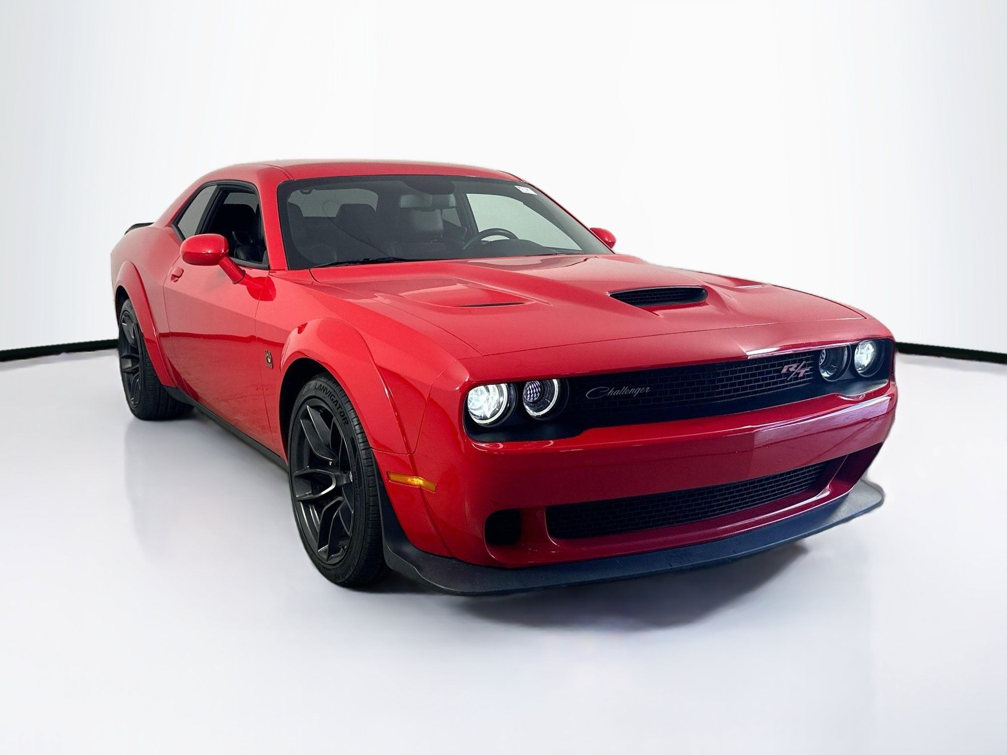 Used 2022 Dodge Challenger R/T Scat Pack RWD image 3