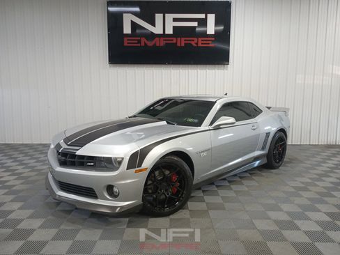 Used 2010 Chevrolet Camaro SS w/ LPO, Ground Effects Package image 1
