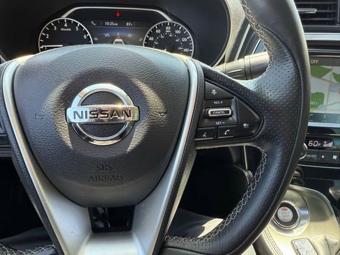 Used 2018 Nissan Maxima Platinum FWD image 19