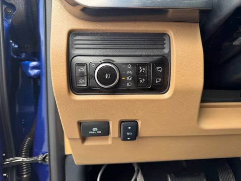 Used 2026 Ford F350 Lariat AWD/4WD image 16