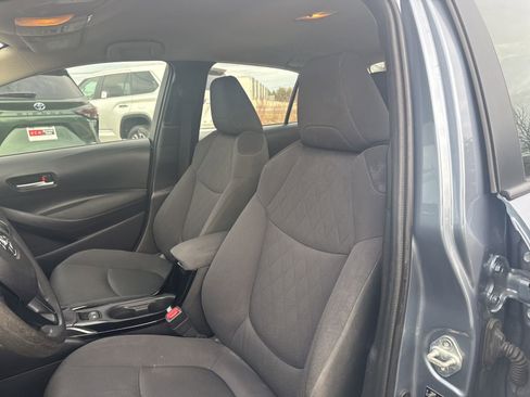 Used 2020 Toyota Corolla LE image 12