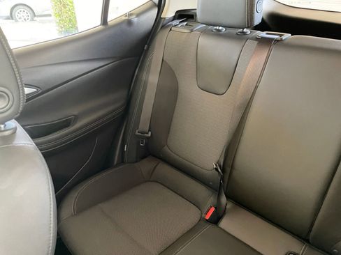 Used 2025 Buick Encore GX Preferred image 37