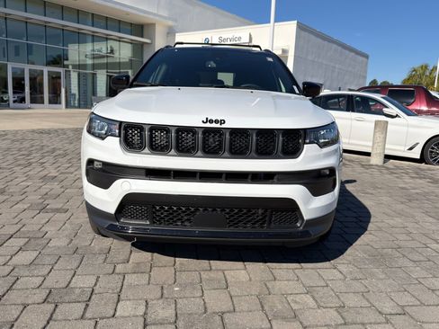 Used 2023 Jeep Compass Altitude w/ Sun and Sound Group image 5