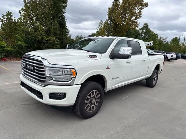 Used 2024 RAM 2500 Limited w/ Safety Group AWD/4WD image 2