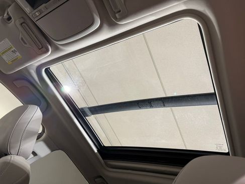 Used 2024 Subaru Forester Limited w/ Pop Package 2 image 18