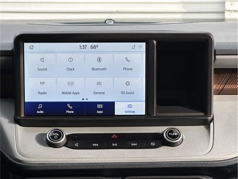 Used 2022 Ford Maverick Lariat w/ Lariat Luxury Package image 21