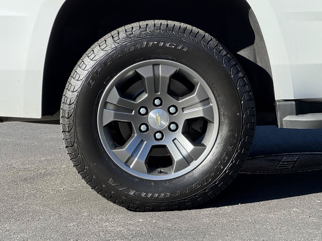 Used 2019 Chevrolet Tahoe LS w/ Max Trailering Package AWD/4WD image 22