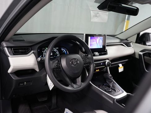 New 2025 Toyota RAV4 XLE image 11