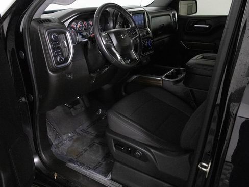 Used 2021 Chevrolet Silverado 1500 RST image 16