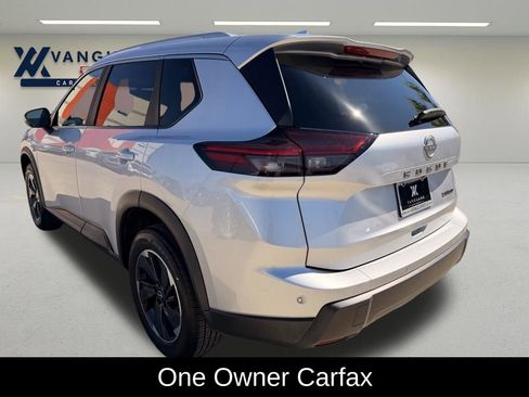 Used 2024 Nissan Rogue SV w/ SV Premium Package AWD/4WD image 2