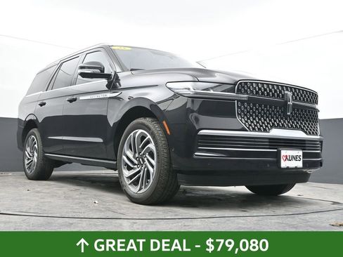 Used 2025 Lincoln Navigator Reserve AWD/4WD image 49