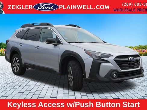 Used 2023 Subaru Outback Premium AWD/4WD image 7