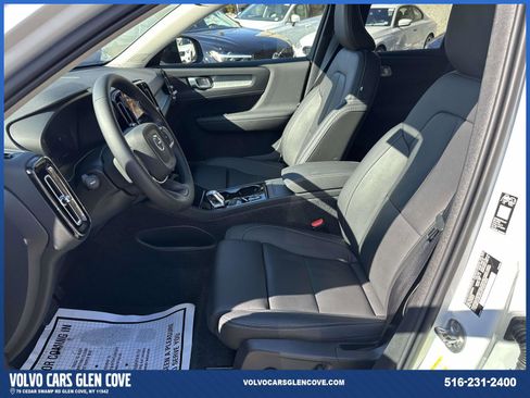 Used 2026 Volvo XC40 B5 Plus w/ Protection Package Premier image 16