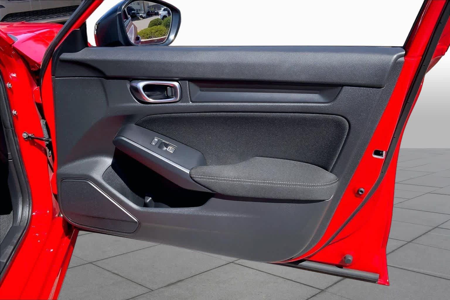 Used 2023 Honda Civic Sport image 22