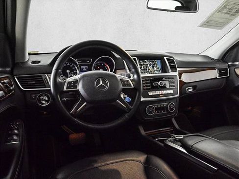 Used 2014 Mercedes-Benz ML 550 4MATIC image 20
