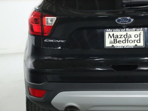 Used 2019 Ford Escape SE FWD image 42