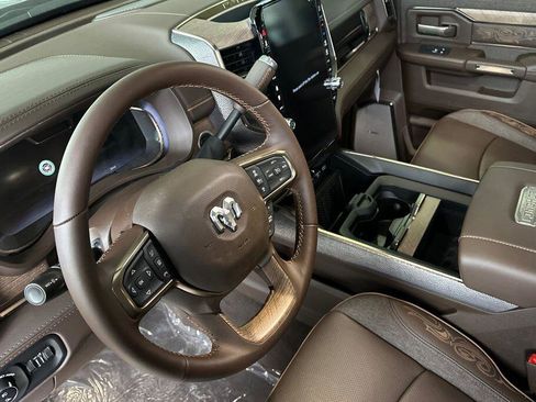 New 2026 RAM 2500 Limited AWD/4WD image 10