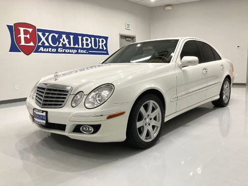 Used 2008 Mercedes-Benz E 350 Sedan image 16