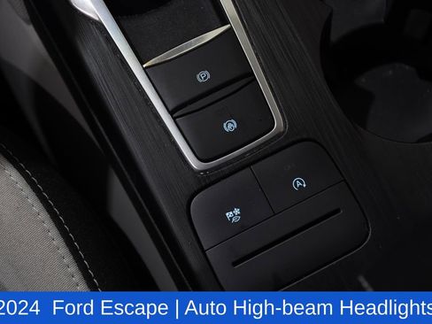 Used 2024 Ford Escape Active image 22