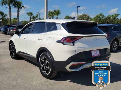Certified 2023 Kia Sportage LX FWD image 6