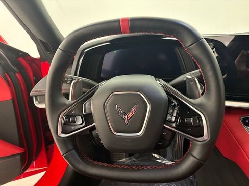 Used 2022 Chevrolet Corvette Stingray Preferred Cpe w/ Z51 Performance Package RWD image 19