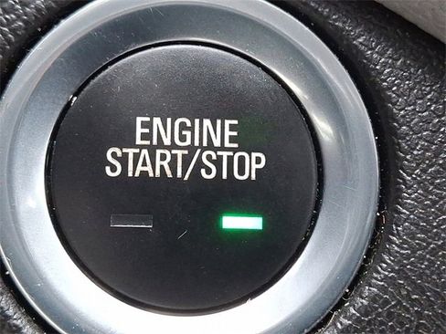 Used 2024 Chevrolet Equinox LS w/ LS Convenience Package image 22