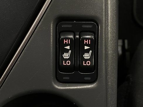 Used 2024 Subaru Crosstrek 2.0i Premium image 24