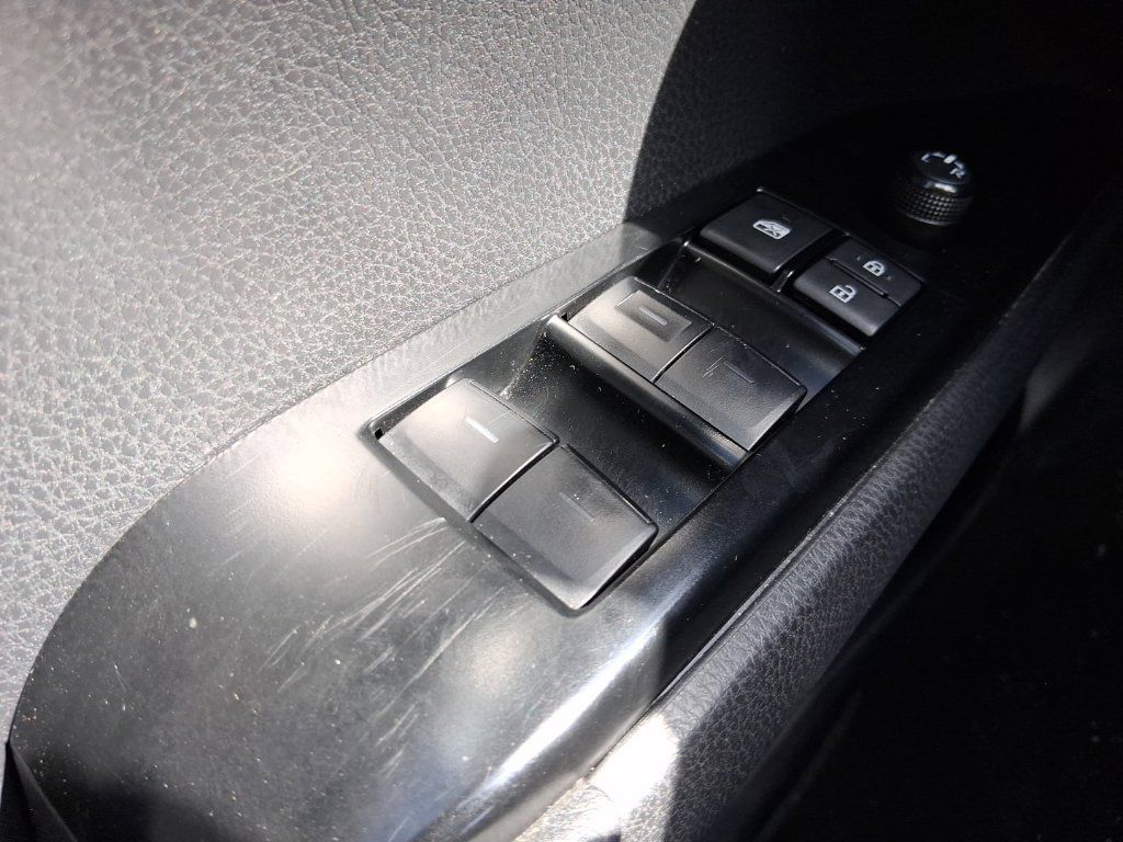 Used 2025 Toyota Camry LE FWD image 26