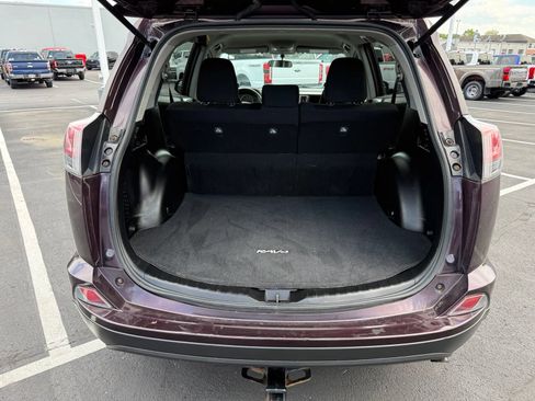 Used 2016 Toyota RAV4 LE FWD image 35