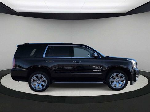 Used 2018 GMC Yukon Denali w/ Open Road Package image 9