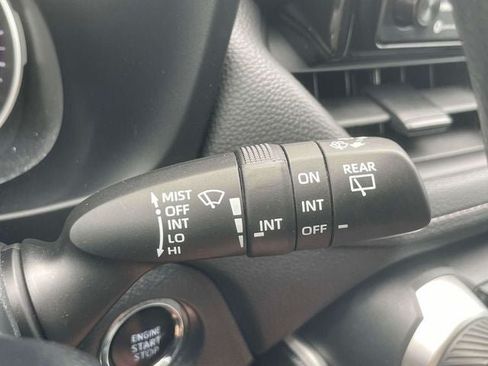 Certified 2021 Toyota RAV4 XLE AWD/4WD image 27