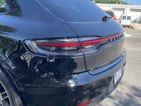 Used 2019 Porsche Macan S AWD/4WD image 11