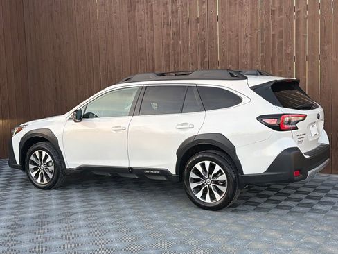 Used 2025 Subaru Outback Limited w/ Popular Package #2 image 16