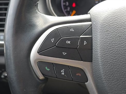 Used 2022 Jeep Grand Cherokee Laredo X AWD/4WD image 28