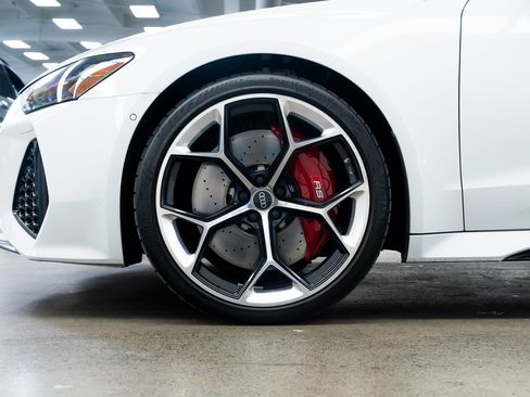 Used 2024 Audi RS 7 Performance image 7