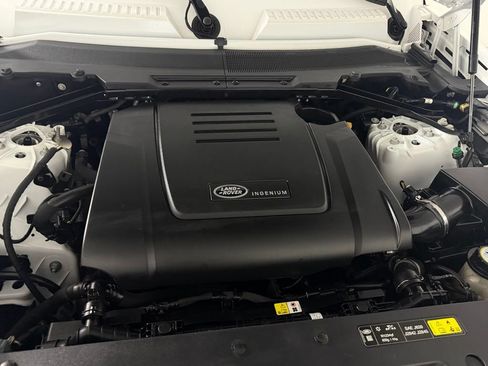 Used 2025 Land Rover Defender 110 S AWD/4WD image 34